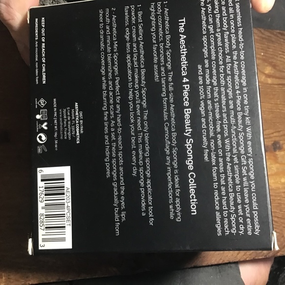 Aesthetica 4 piece makeup sponge gift set - Picture 2 of 4